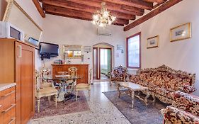 San Moise Luxury Apartment